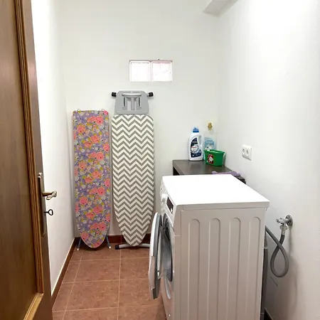 Villa Serenity Tapada - Pool, Cinema Room & Gym *