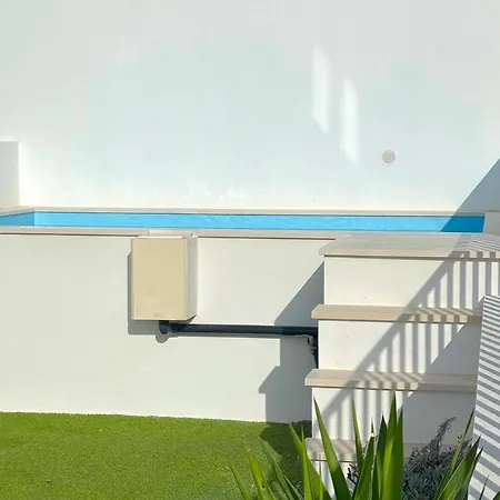 Villa Serenity Tapada - Pool, Cinema Room & Gym Villa