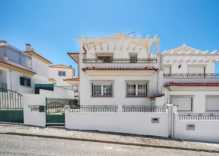 Villa Serenity Tapada - Pool, Cinema & Gym *